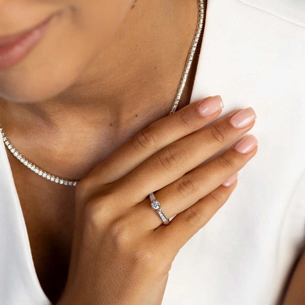 gold-ring-with-0-30ct-and-0-116ct-diamonds-w0198-diw-01