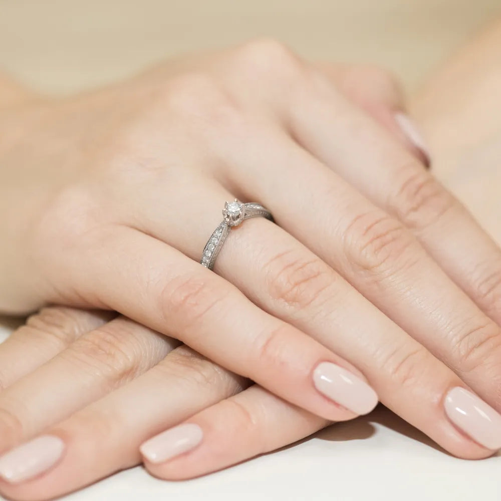 Diamond Engagement Ring in 585 White Gold