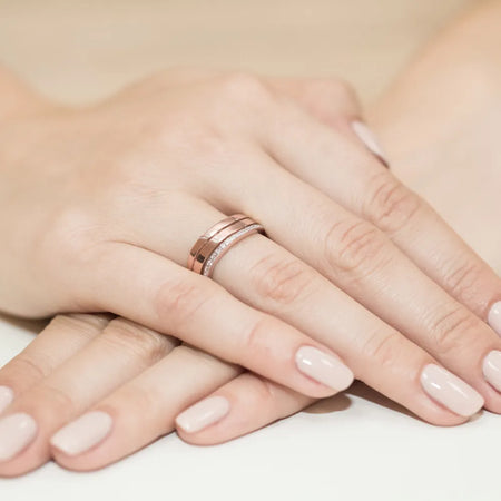 gold-ring-with-0-085ct-diamonds-w0214-diw-01