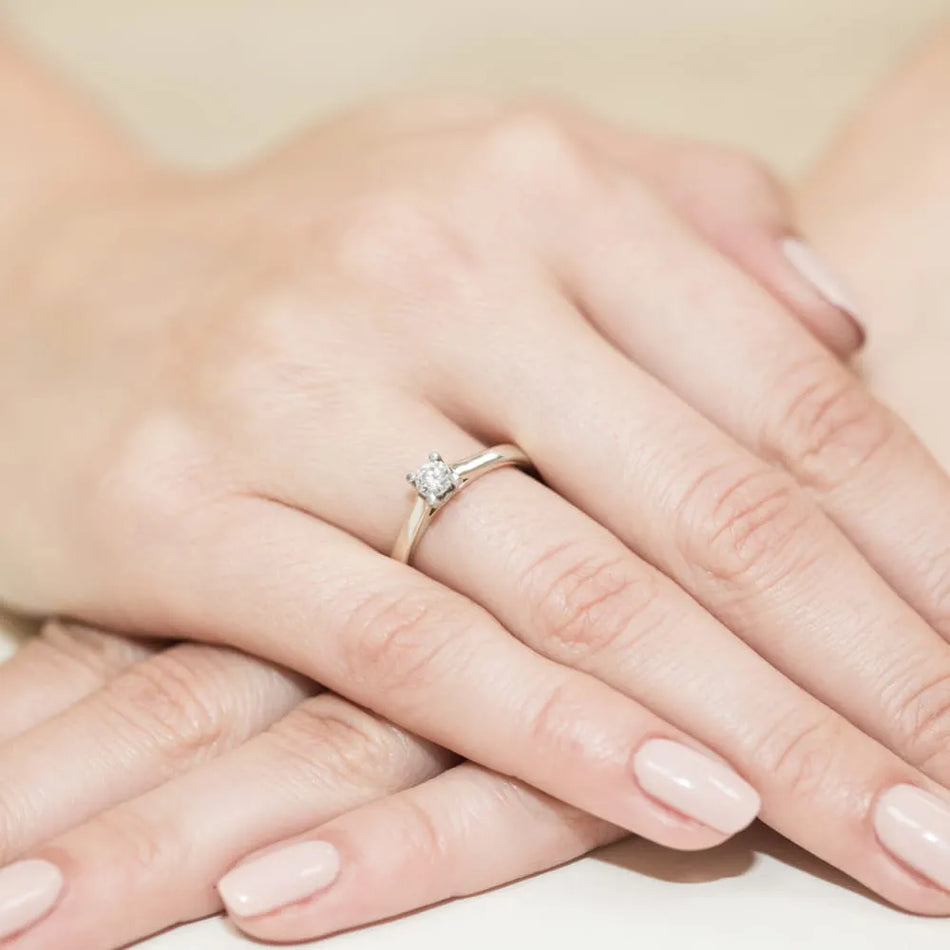 zlatý-prsteň-s-diamantom-0-20ct-w0221-diw-04