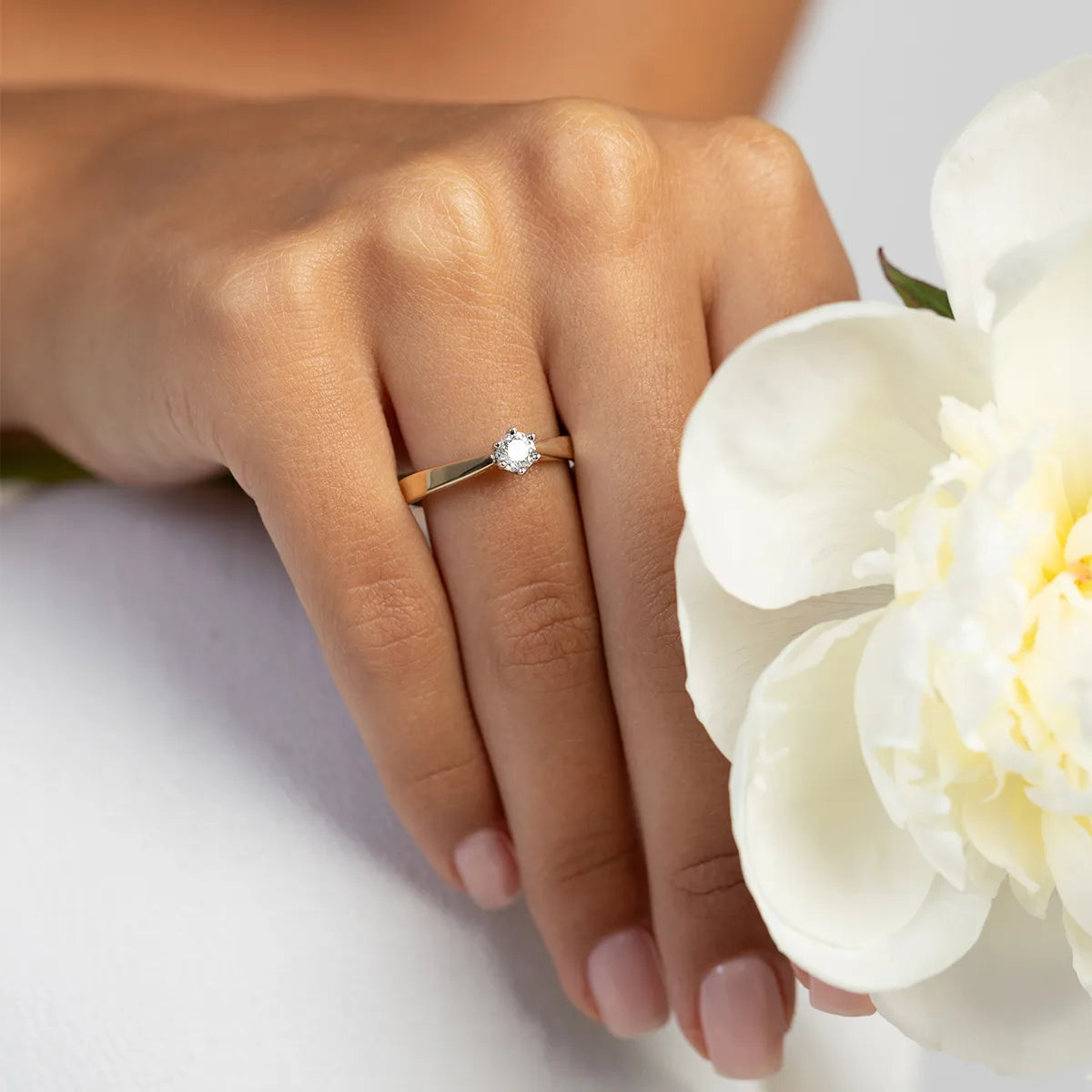 gold-ring-with-0-30ct-lab-diamond-w0229-ldw-07