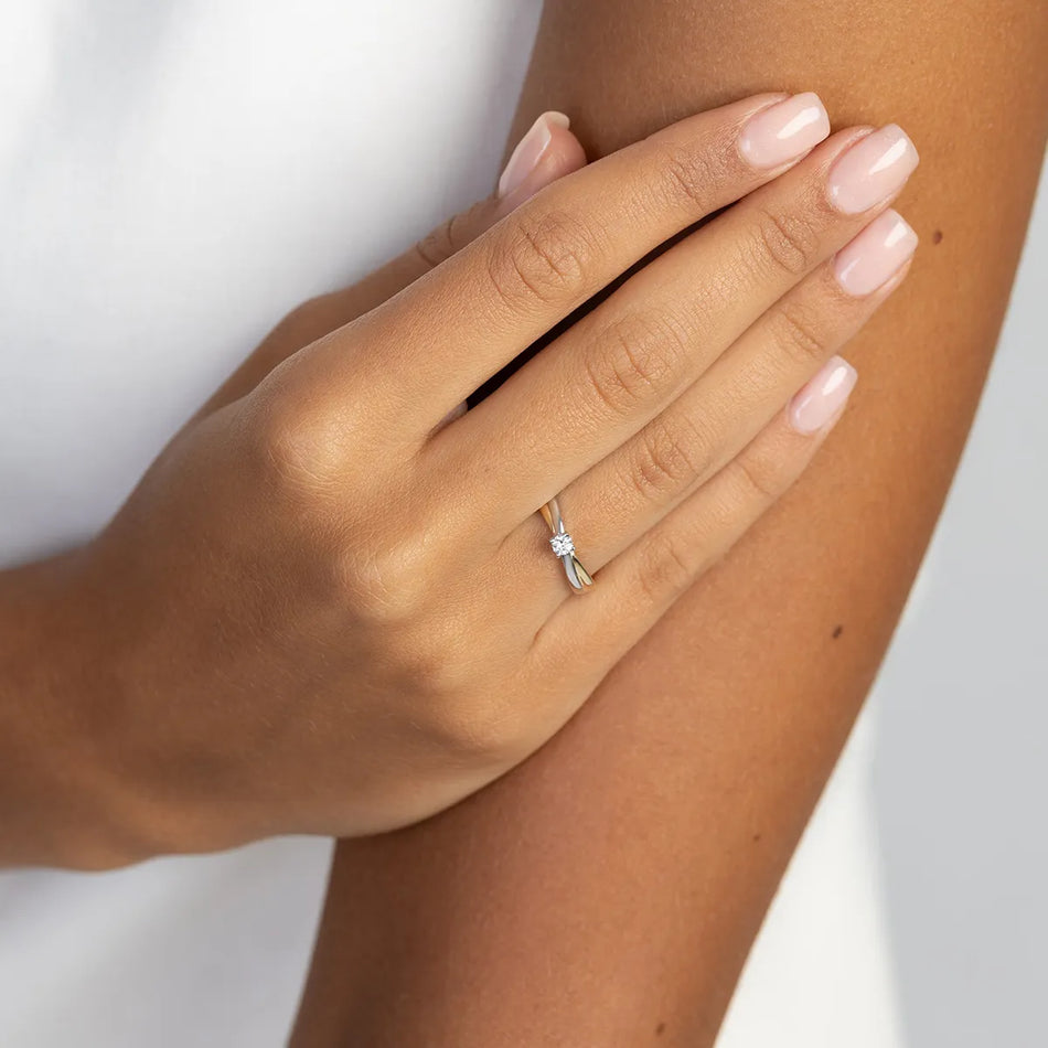 gold-ring-with-0-10ct-lab-diamond-w0230-ldw-02