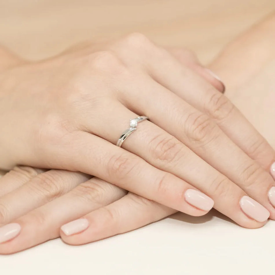 gold-ring-with-0-30ct-diamond-w0231-diw-05