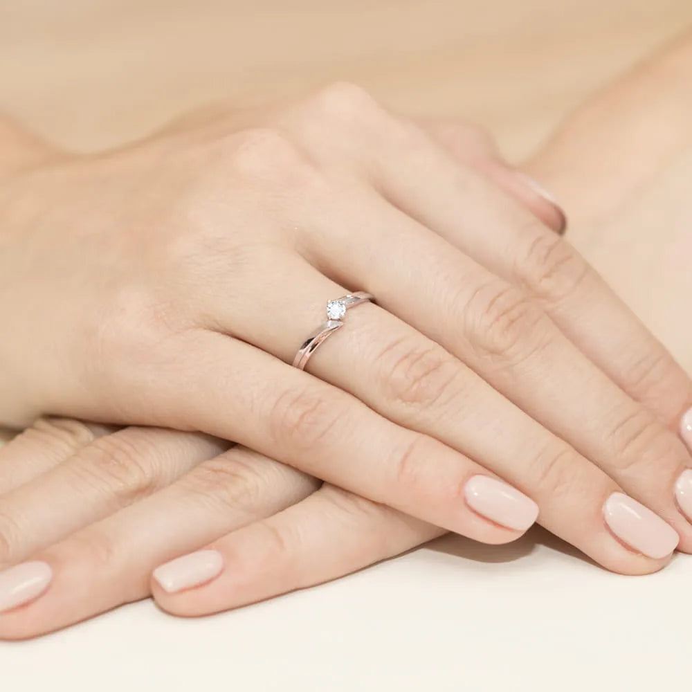 gold-ring-with-0-08ct-diamond-w0231-diw-01