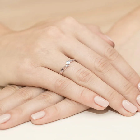 gold-ring-with-0-10ct-diamond-w0231-diw-02