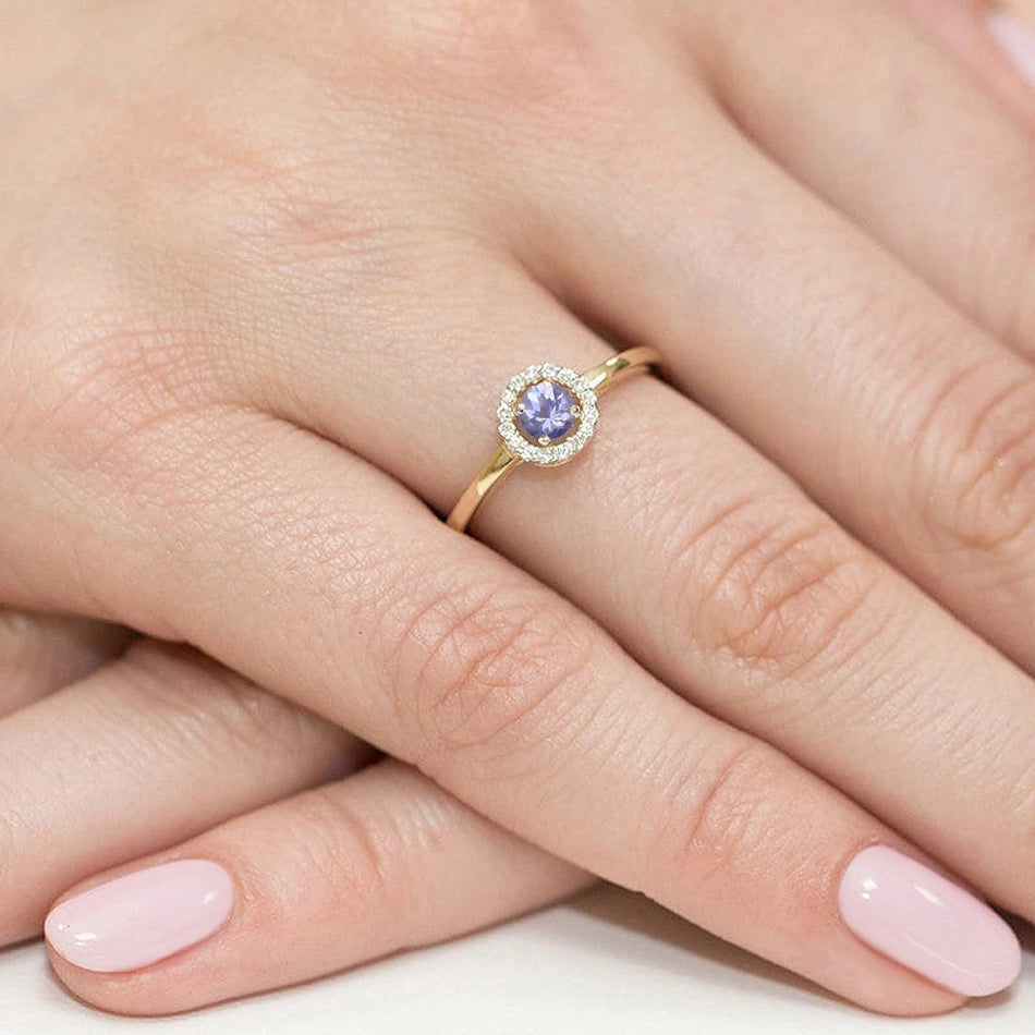 Bague en or avec 0,15 ct de tanzanite et 0,08 ct de diamants