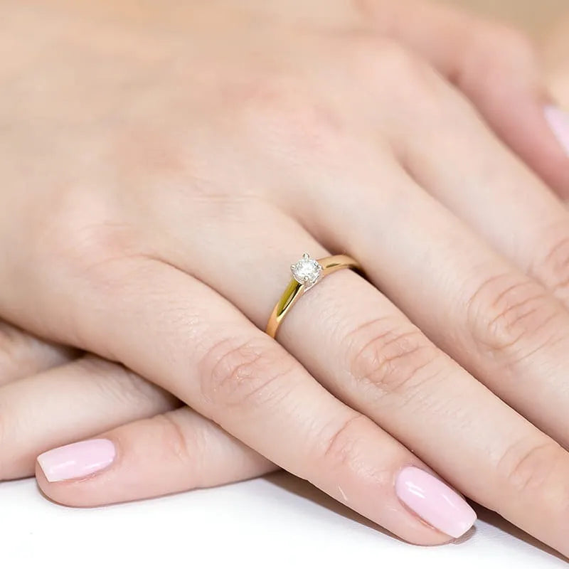 gold-ring-with-0-20ct-diamond-w0239-diw-01