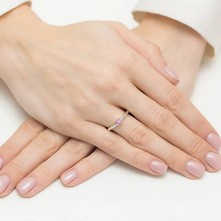 gold-ring-with-0-15ct-pink-topaz-and-0-04ct-diamonds-w0258-top-01