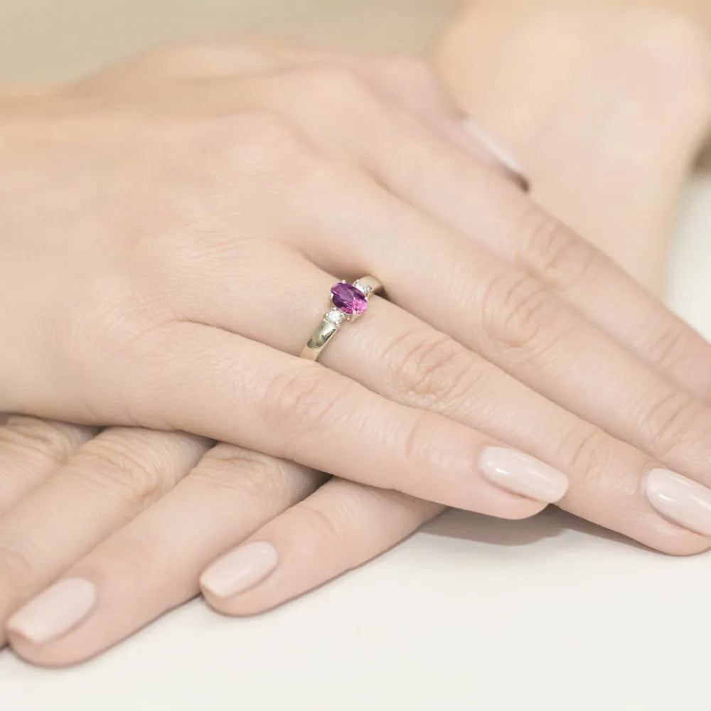 gold-ring-with-0-45ct-pink-sapphire-and-0-08ct-diamonds-w0264-sap-01