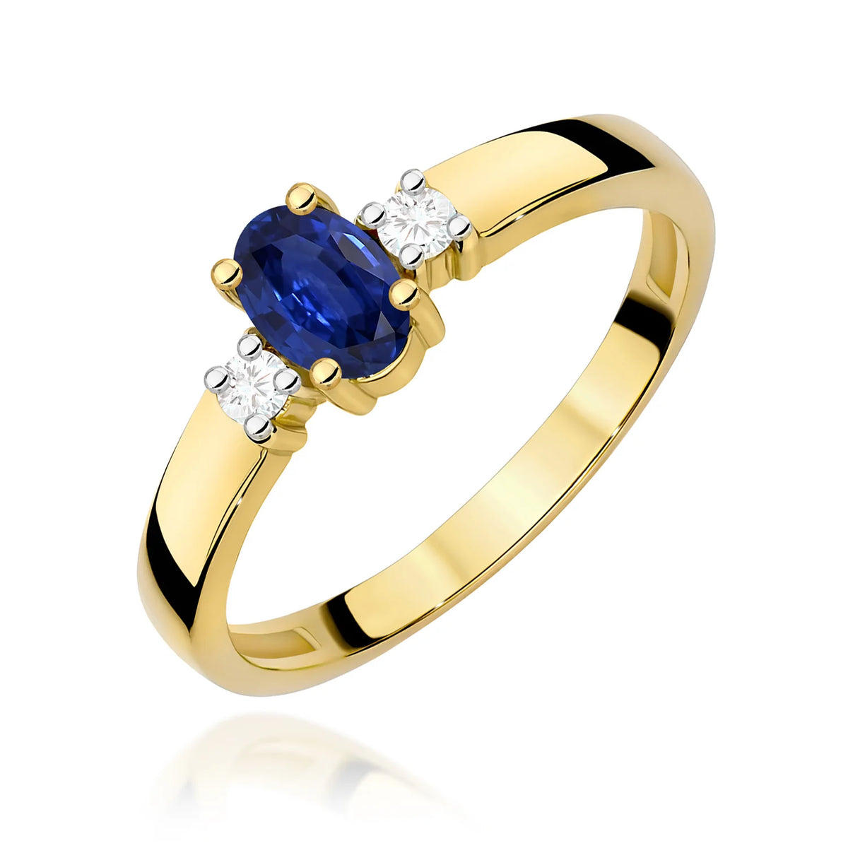 Gold Ring with 0.70ct Sapphire and 0.08ct Diamonds
