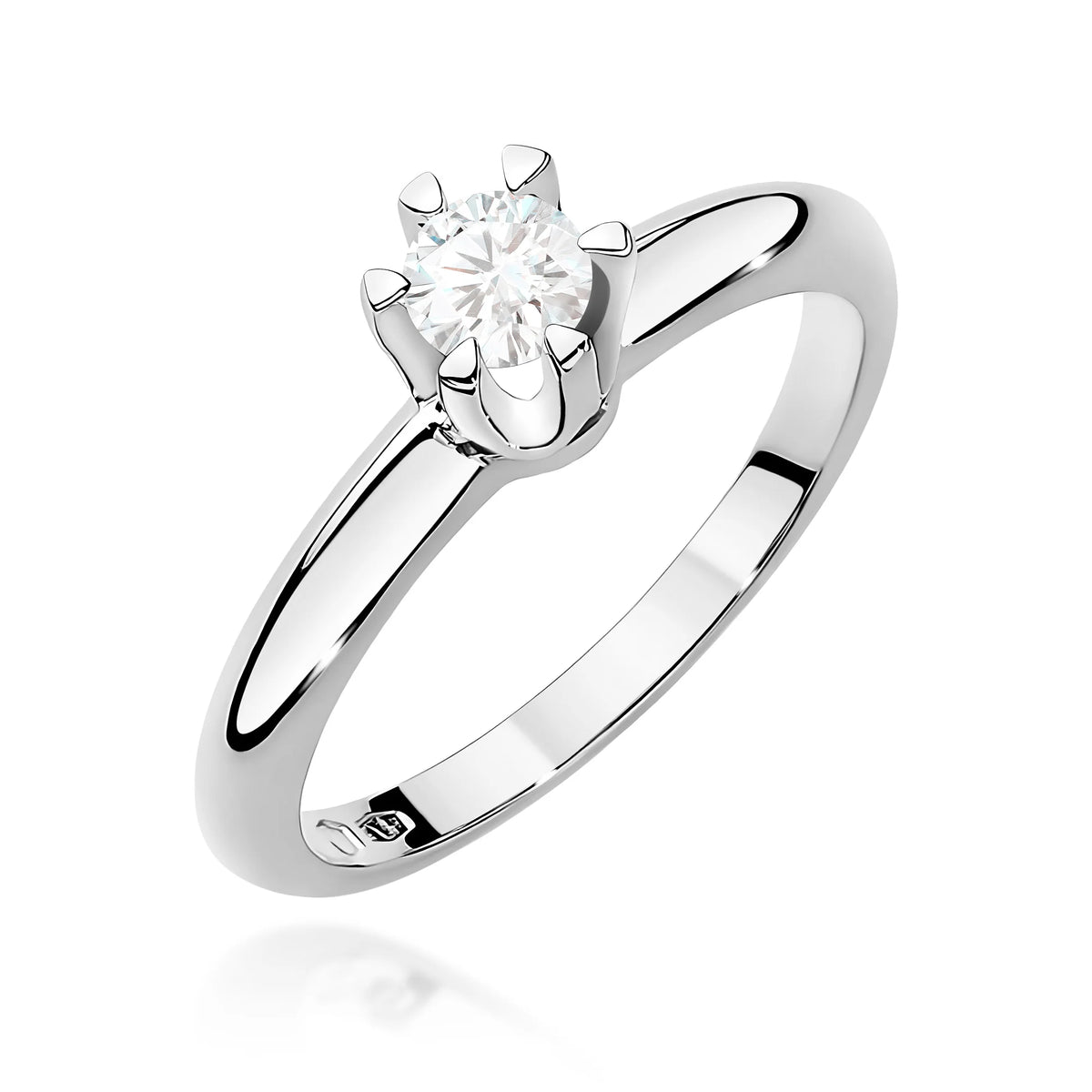 White Gold Ring with 0.30ct Lab-diamond