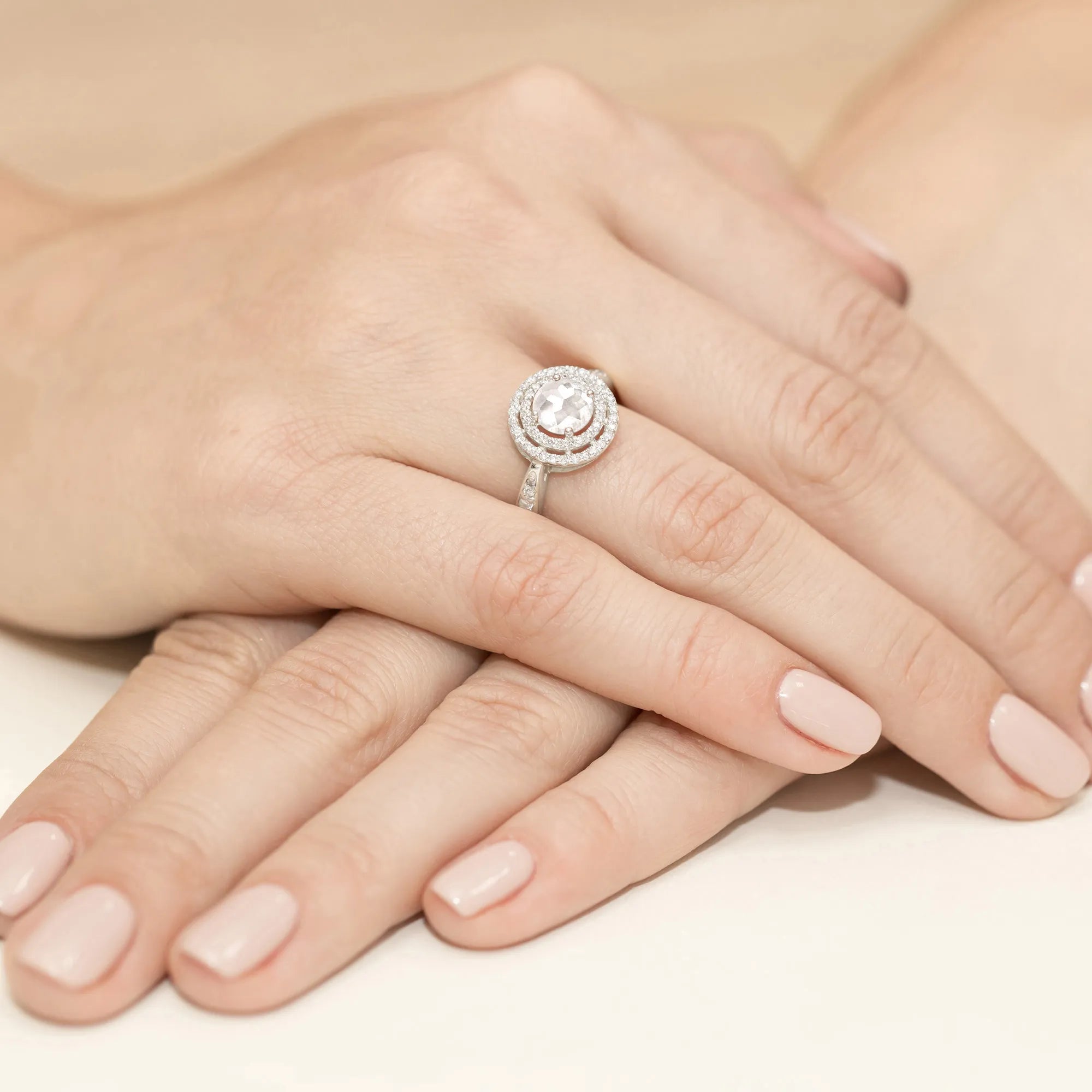 Zásnubní prsten s diamantem Lab-grown v 585 bílém zlatě