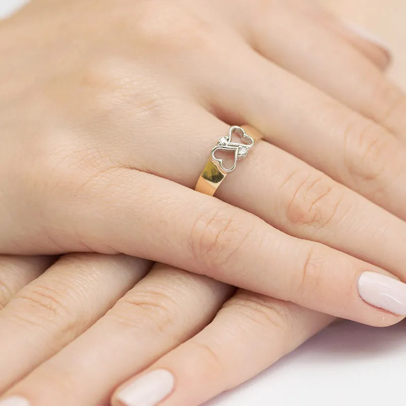 gold-ring-with-0-04ct-diamonds-w0286-diw-01
