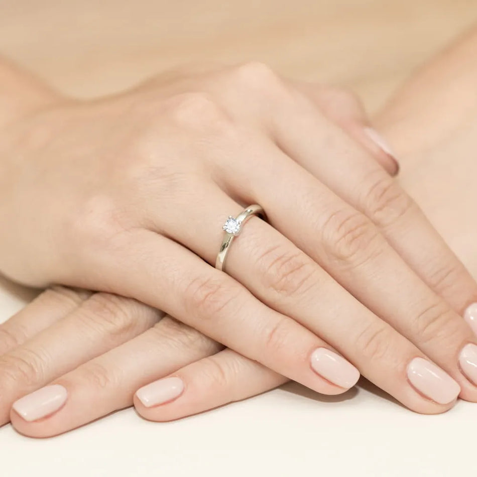 bague-en-or-avec-diamant-de-0-15ct-w0292-diw-01