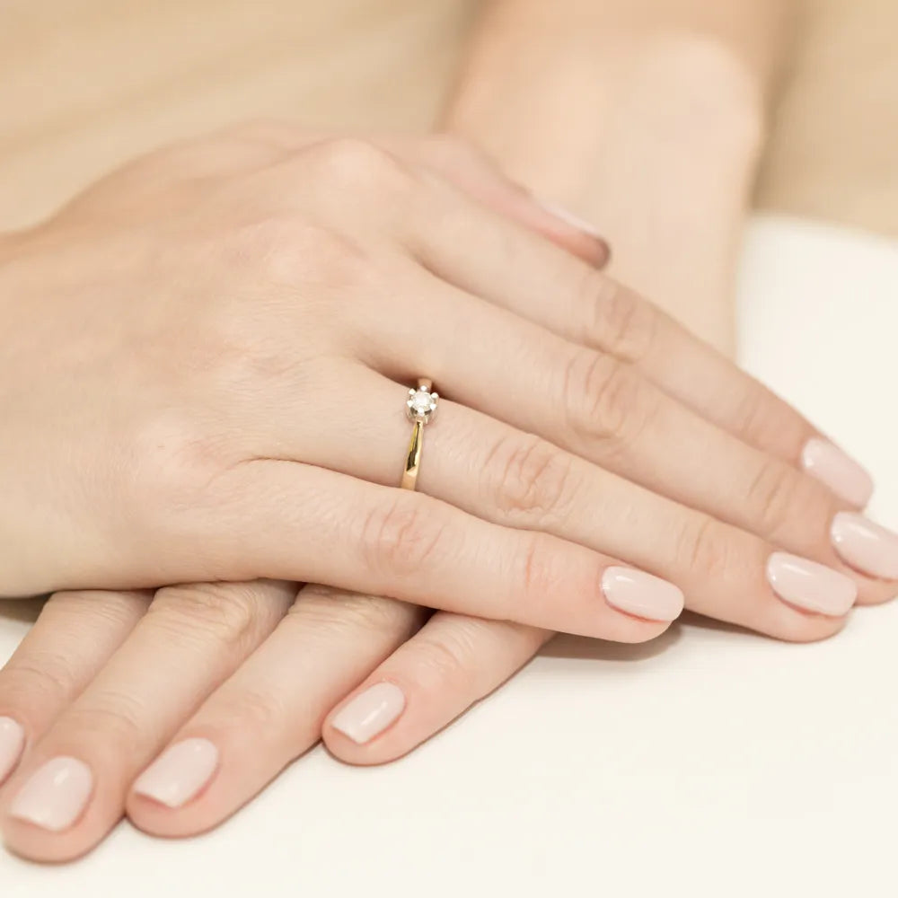 gold-ring-with-0-12ct-diamond-w0299-diw-01