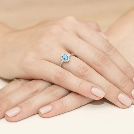 gold-ring-with-0-50ct-topaz-and-0-10ct-diamonds-w0312-tob-01