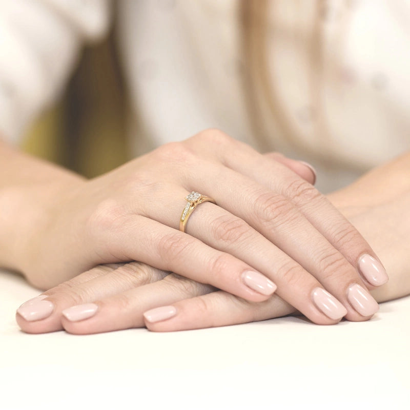 8k-gold-ring-with-zirconia-w034-333-c