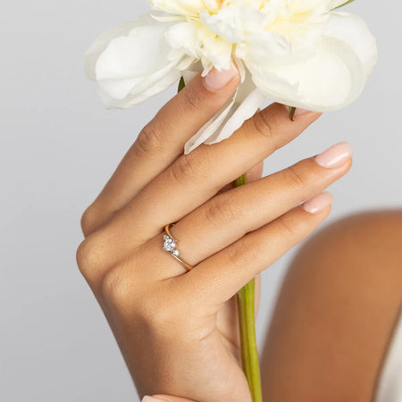 gold-ring-with-0-25ct-and-0-029ct-lab-diamonds-w0346-ldw-02