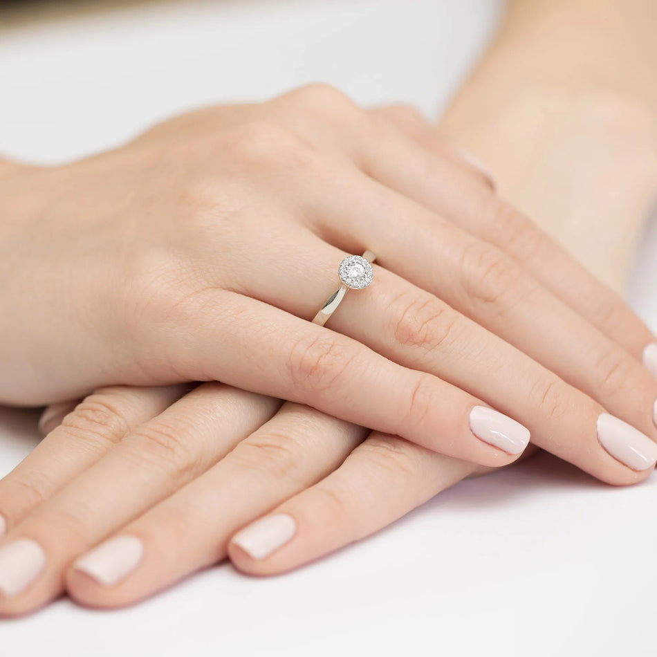 bague-en-or-avec-diamants-de-0-12ct-et-0-103ct-w0362-diw-01