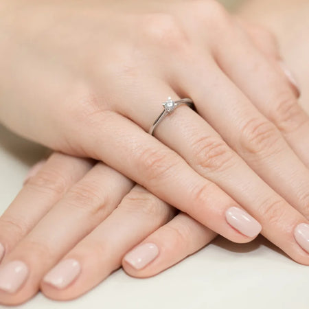 gold-ring-with-0-15ct-diamond-w0367-diw-01