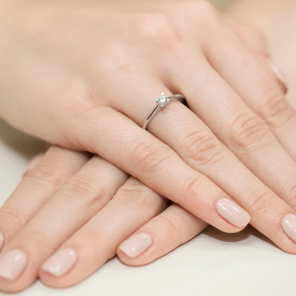 bague-en-or-avec-diamant-de-0-15ct-w0367-diw-01