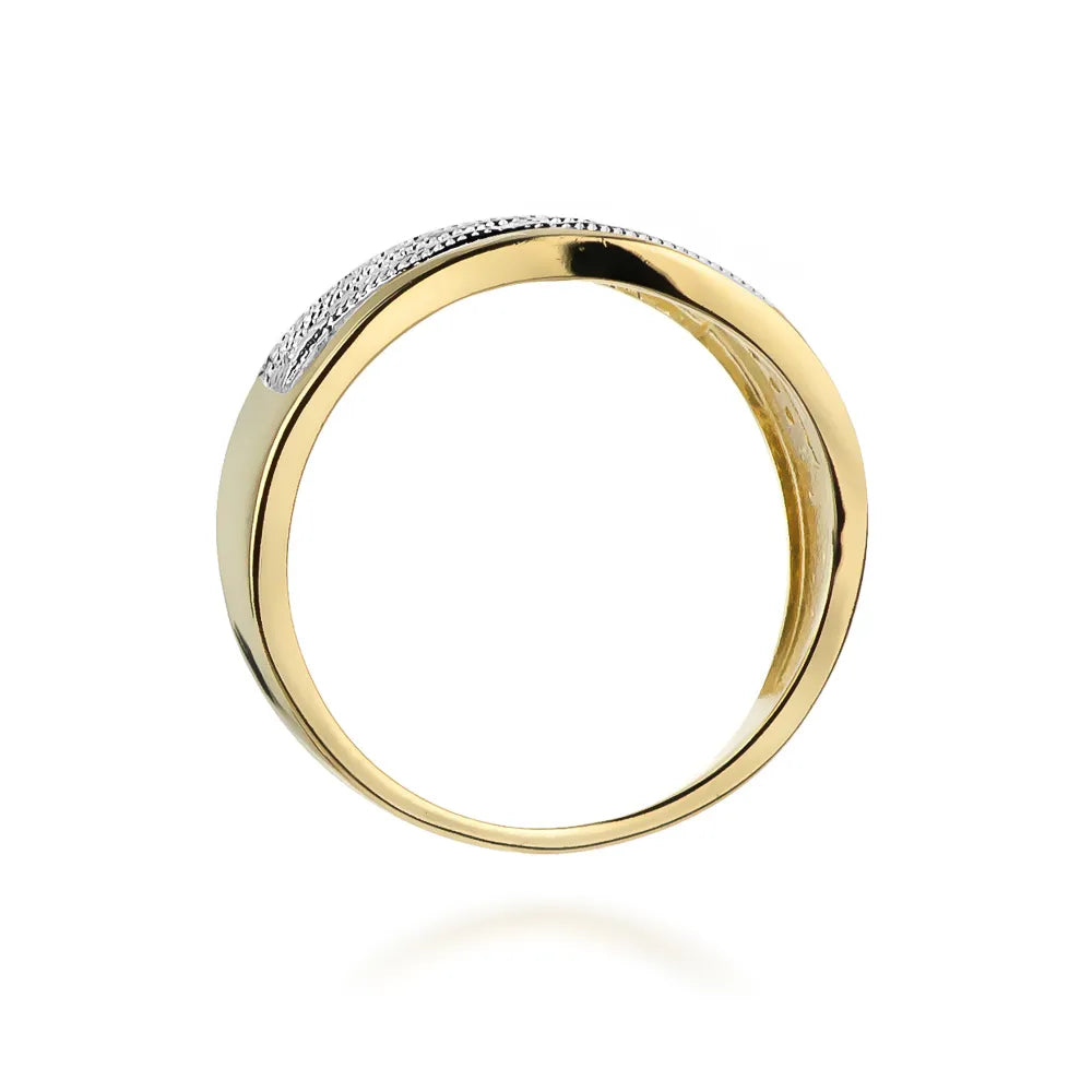 gold-ring-with-0-18ct-diamonds-w0416-diw-01