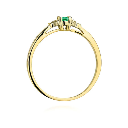 gold-ring-with-0-15ct-emerald-and-0-03ct-diamonds-w0428-emg-01
