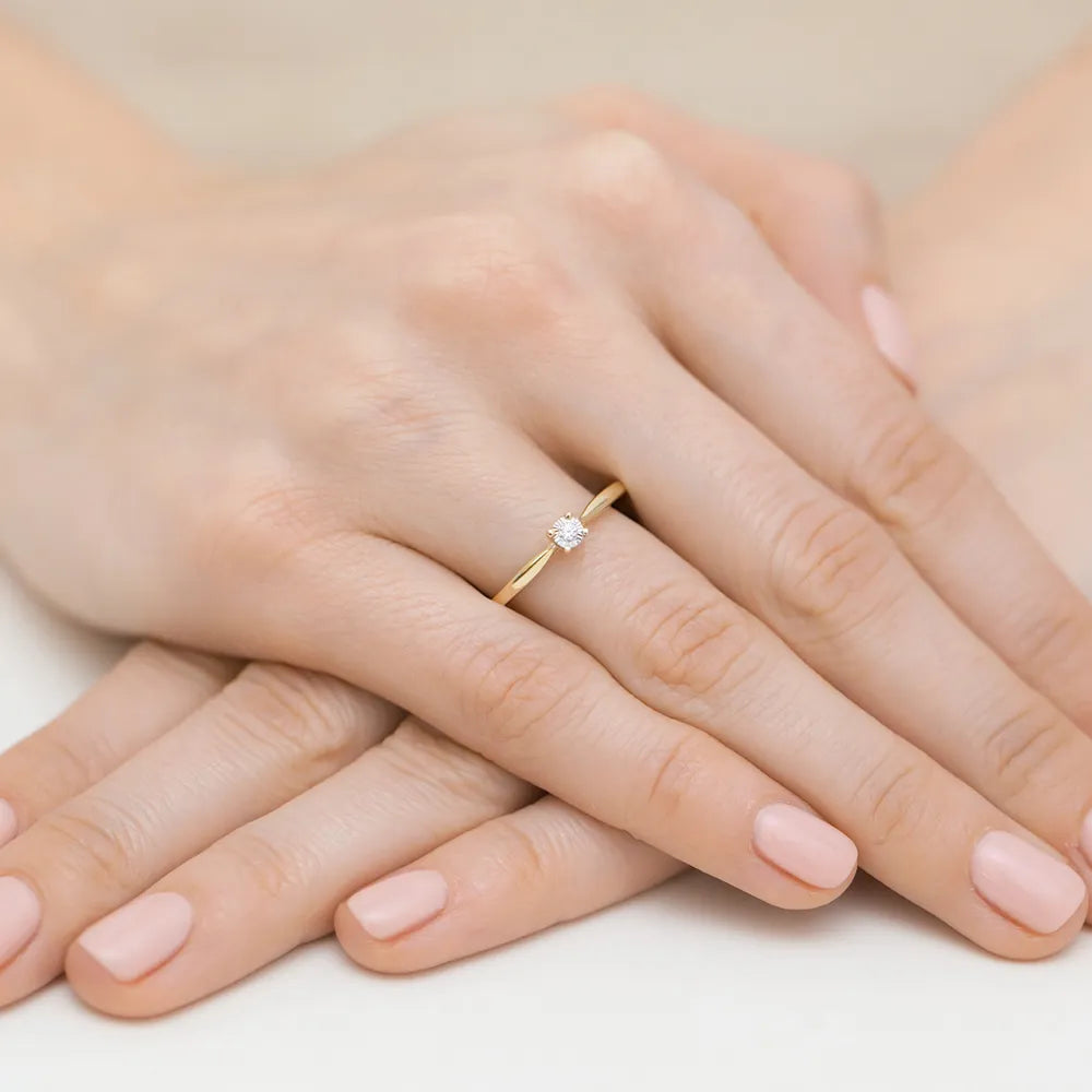 bague-en-or-avec-diamant-de-0-03ct-w0461-diw-02