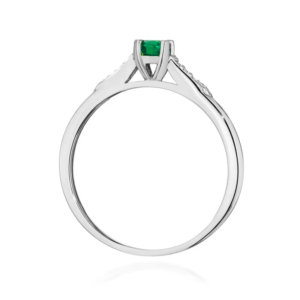 bague-en-or-avec-0-30ct-émeraude-et-0-03ct-diamants-w0466-emg-01