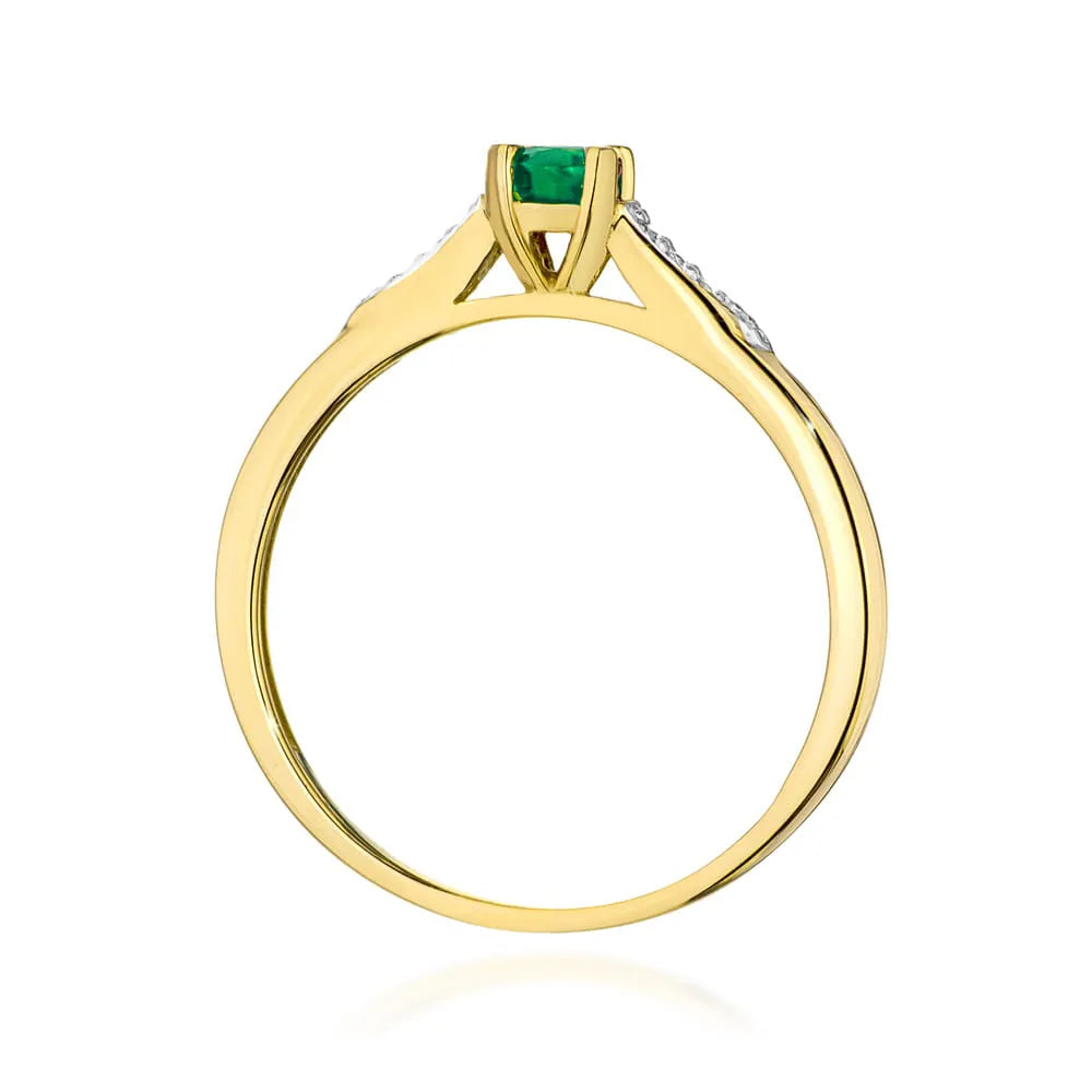 gold-ring-with-0-30ct-emerald-and-0-03ct-diamonds-w0466-emg-01