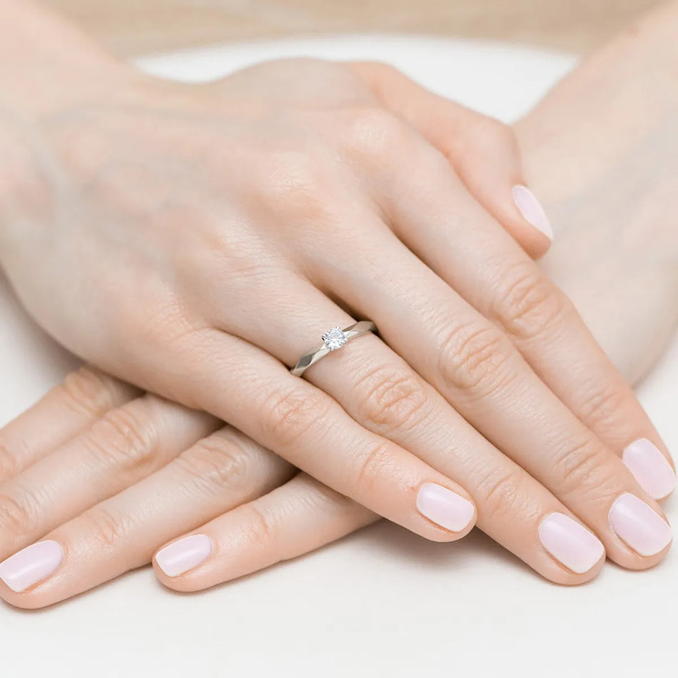 bague-en-or-avec-diamant-de-0-15ct-w0484-diw-02