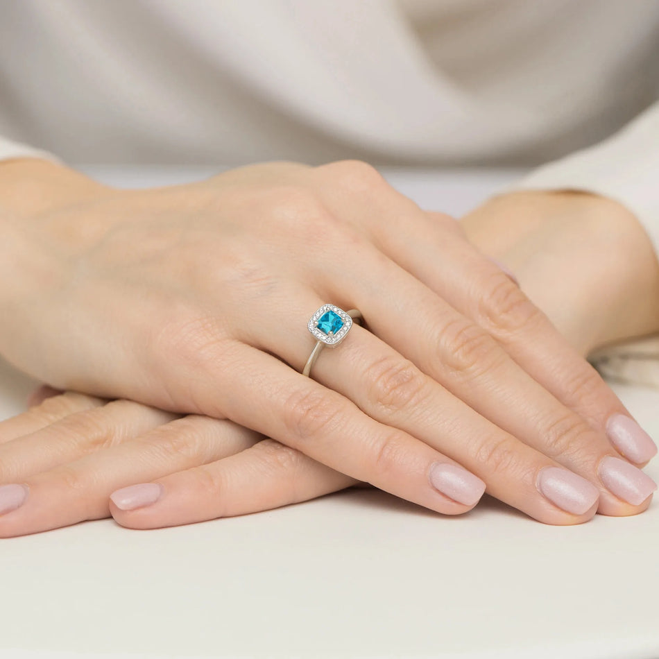 goldring-mit-0-70ct-topas-und-0-10ct-diamanten-w0514-tob-01