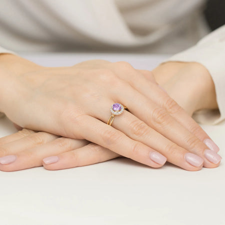 gold-ring-with-0-90ct-amethyst-and-0-08ct-diamonds-w0538-amv-01
