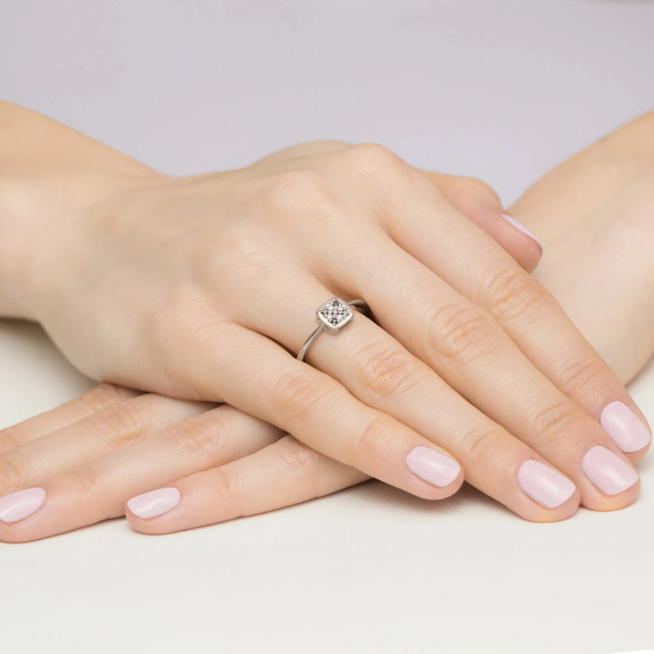 zlatý prsten s 0,14ct černými diamanty w0555-dib-01