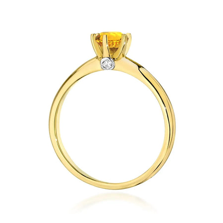 gold-ring-with-citrine-and-diamonds