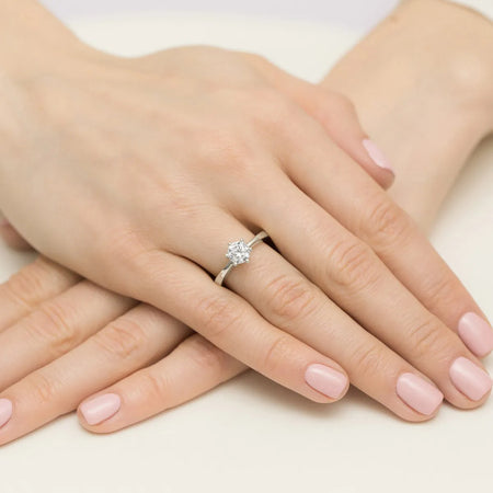 gold-ring-with-0-70ct-diamond-w0563-diw-03