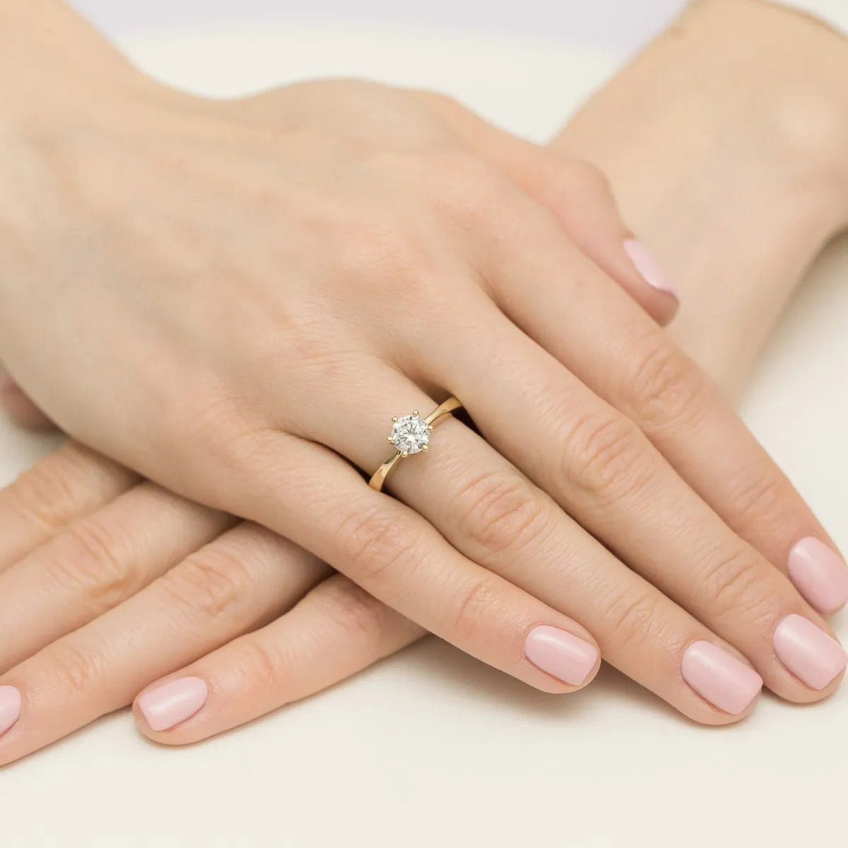 gold-ring-with-0-70ct-diamond-w0563-diw-03
