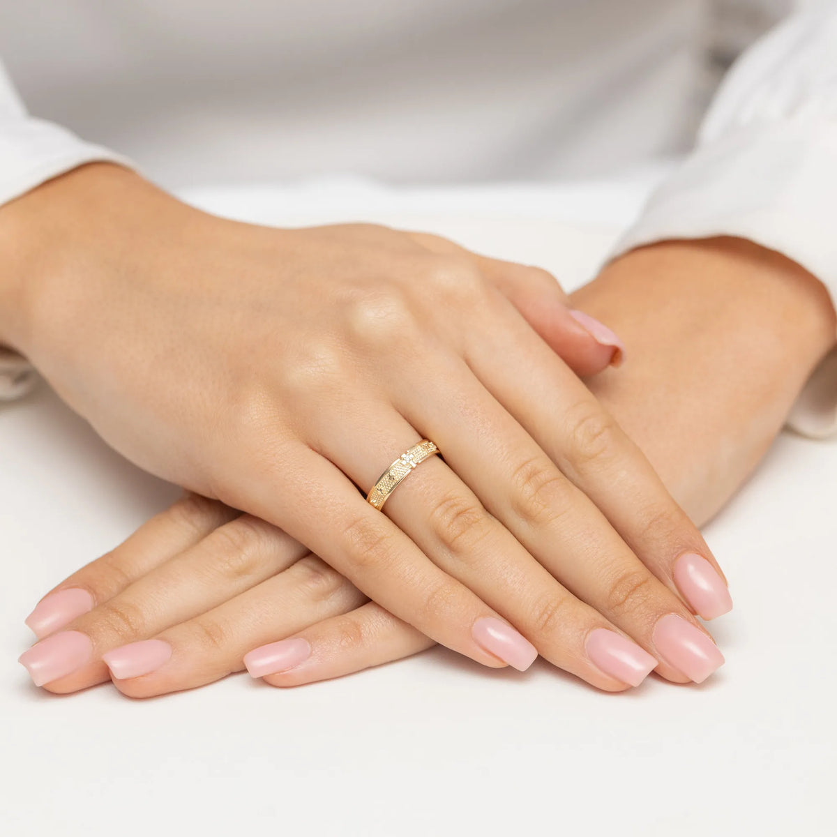 bague-en-or-avec-diamant-de-0-0086ct-w0580-diw-01