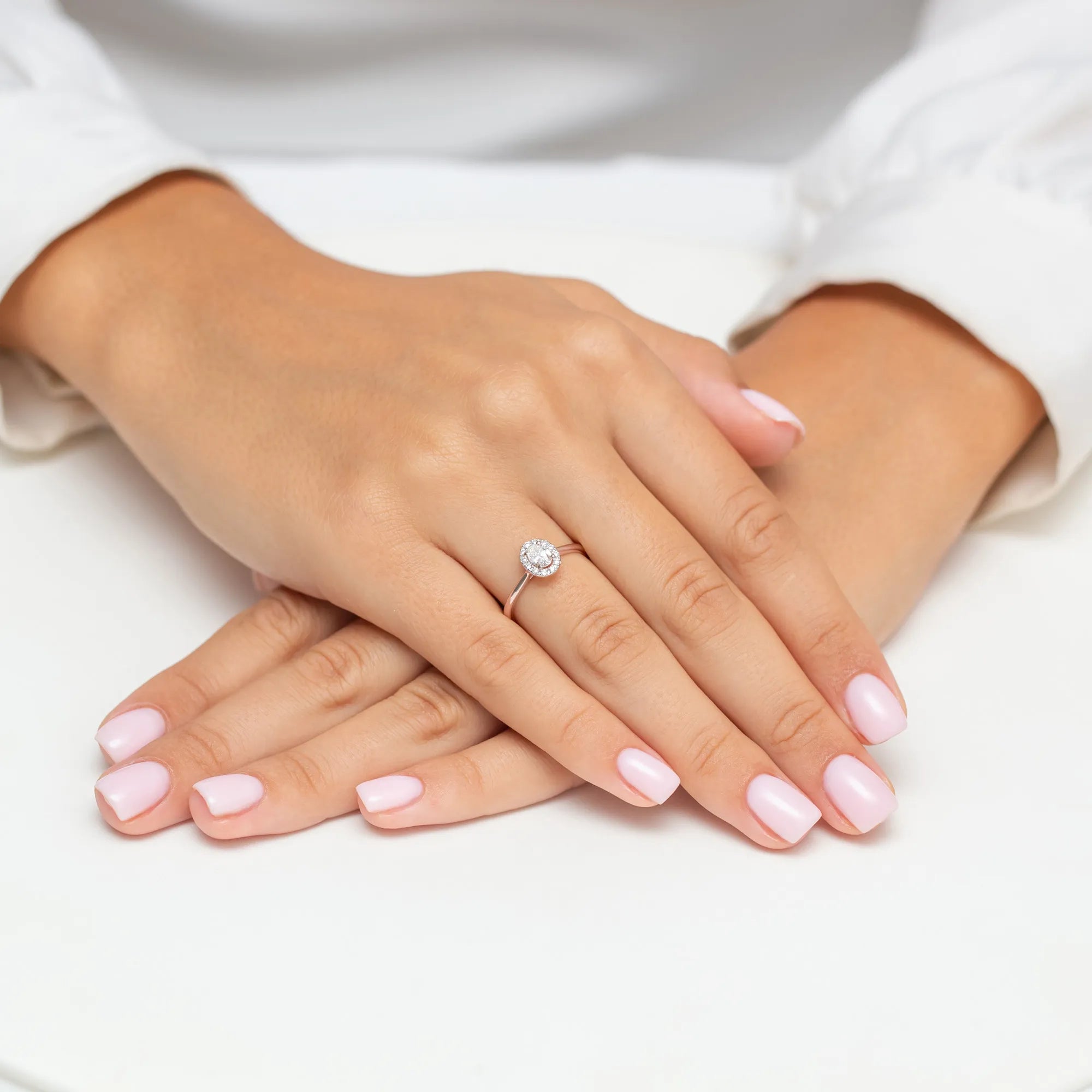 gold-ring-with-0-30ct-and-0-10ct-diamonds-w0583-diw-01