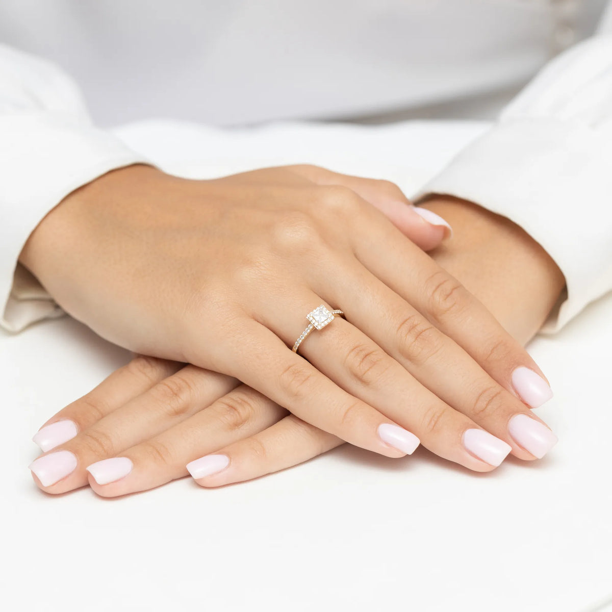 prsten-ze-zlata-s-diamanty-0-30ct-a-0-20ct-w0591-diw-01