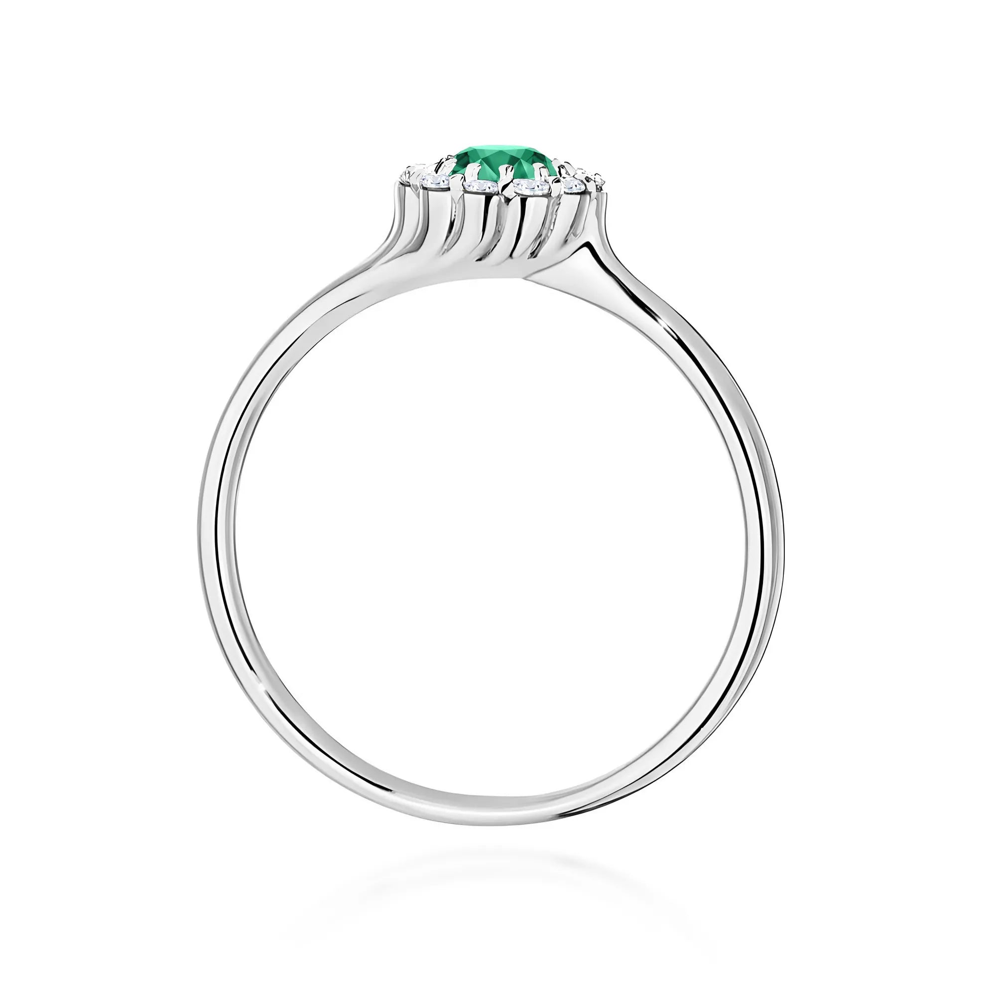 gold-ring-with-0-50ct-emerald-and-0-103ct-diamonds-w0622-emg-01
