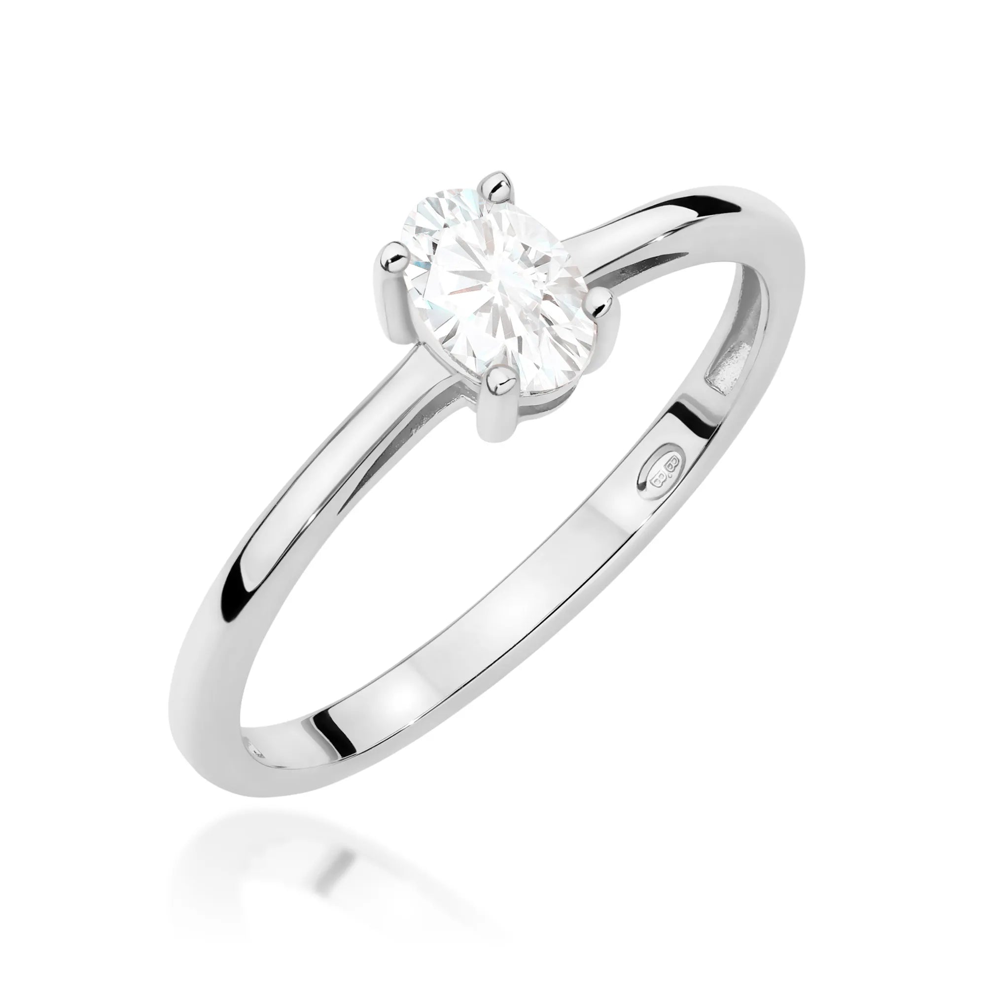 gold-ring-with-0-50ct-white-sapphire-w0685-saw-01