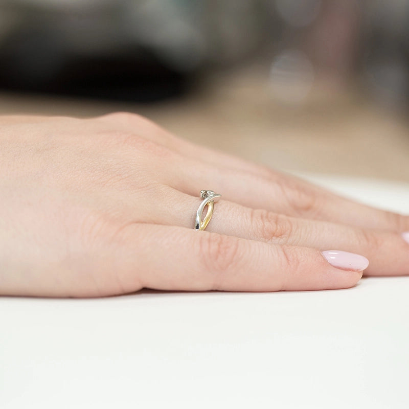 8k-gold-ring-with-zirconia-weaved-w191l-333-c