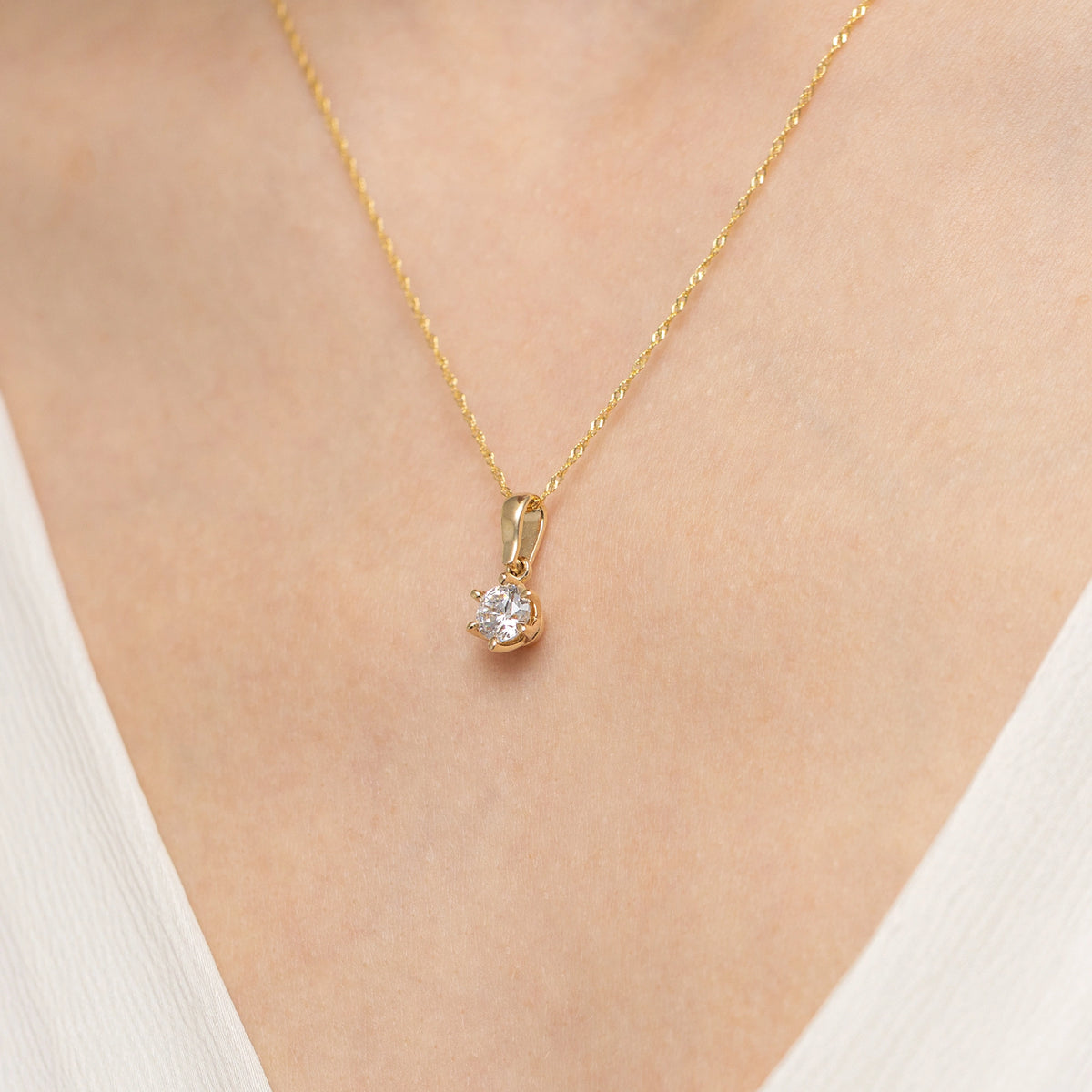 gold-pendant-with-0-70ct-lab-diamond-z0575-ldw-04