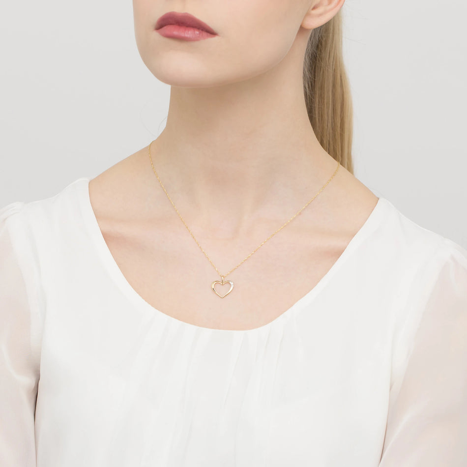 Goldkette mit Herzanhänger