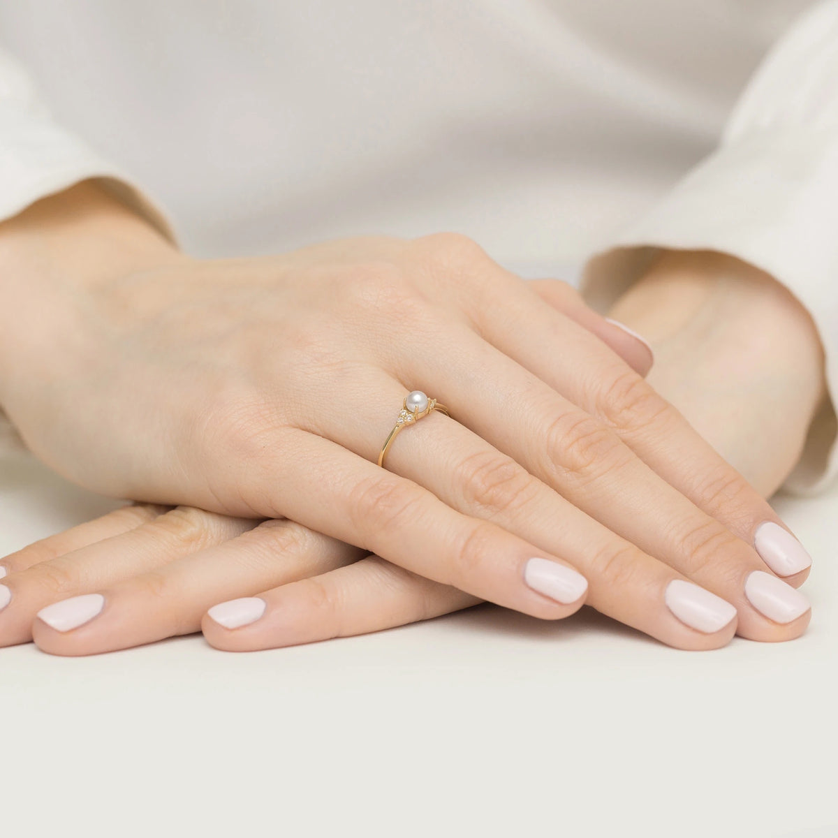 Gold 8K(333) delicate ring with pearl and zirconia in vintage style. Order gift for mother, girlfriend or fiancee.