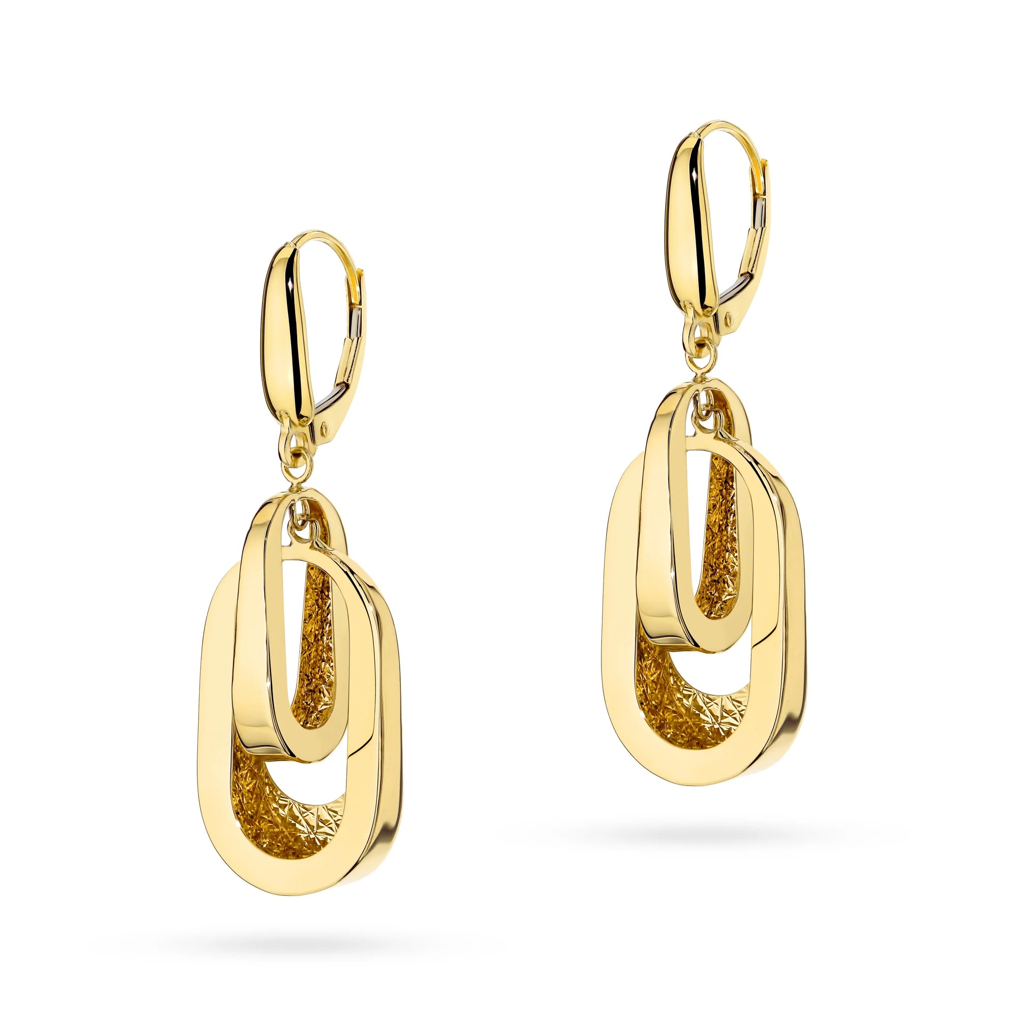 Tieto dvojité oválne náušnice zo 14-karátového (585) zlata sú exkluzívnym doplnkom. Náušnice majú puzetové zapínanie. Sú zabalené v elegantnej krabičke, ideálnej ako darček.