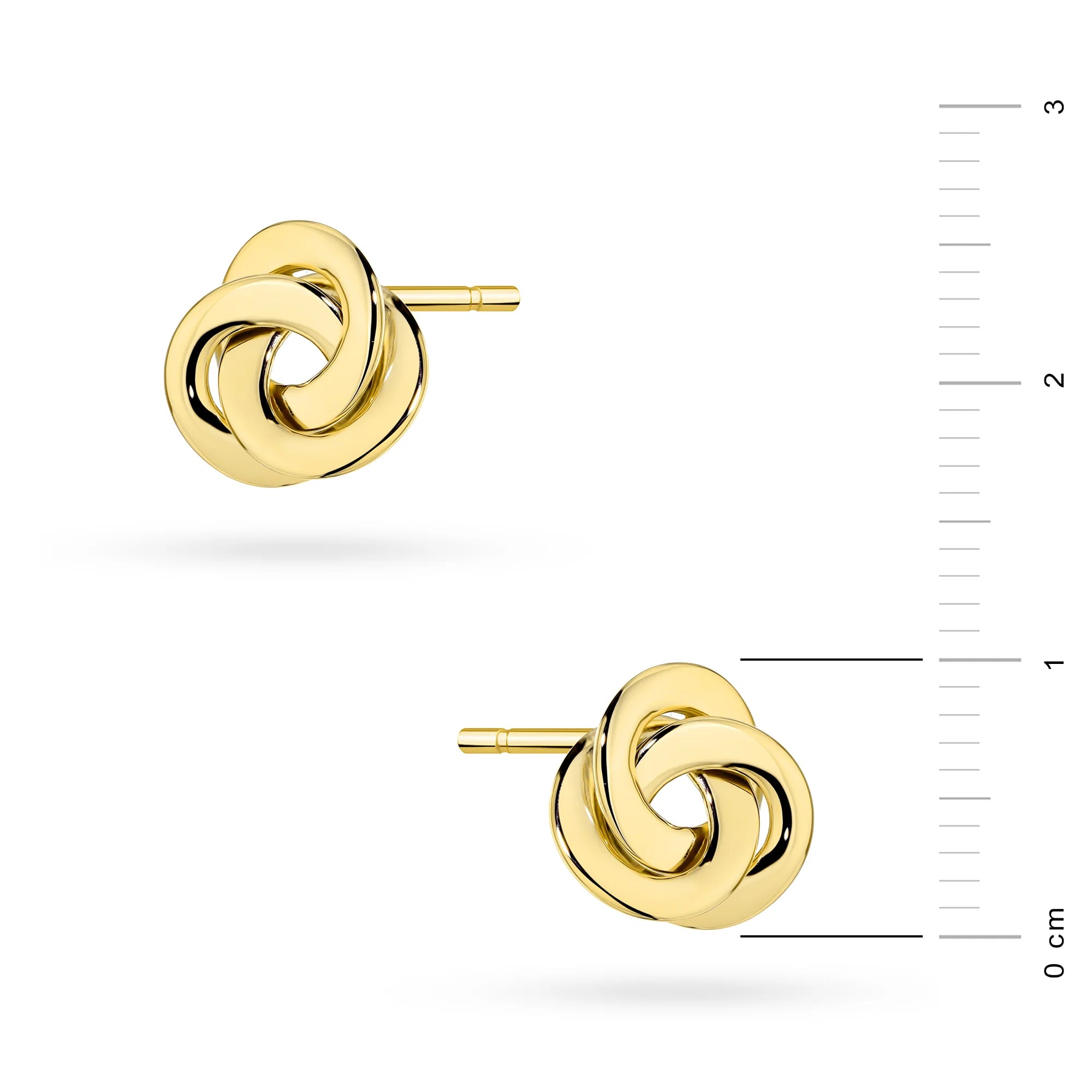 Ces boucles d'oreilles géométriques torsadées en or 14 carats sont un accessoire exclusif. Les boucles d'oreilles se ferment par une attache à clou. Elles sont présentées dans un écrin élégant, parfait pour un cadeau.