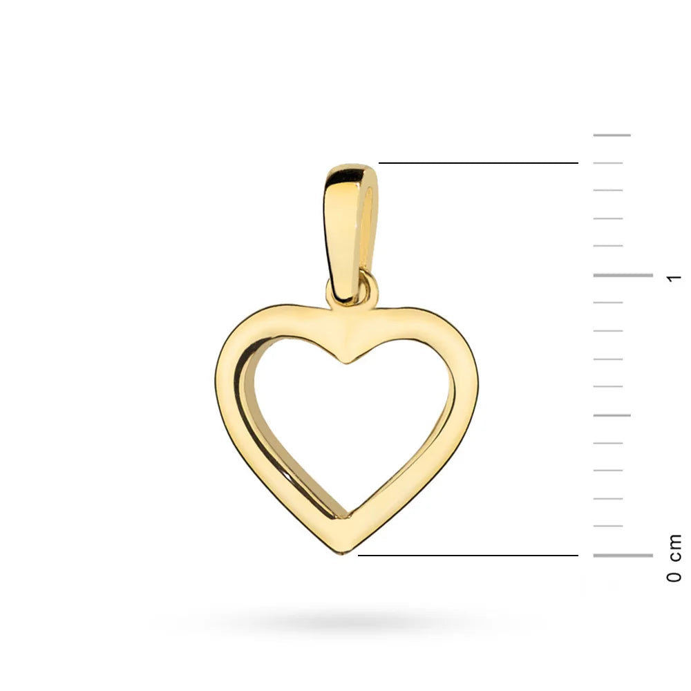 14-carat gold pendant is an exclusive accessory. Gremari pendant is packaged in an elegant box, which is perfect for a gift. 