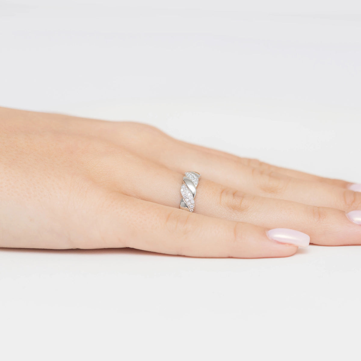 Sterling Silver (925) Ring | Zirconia | GREMARI Jewelry